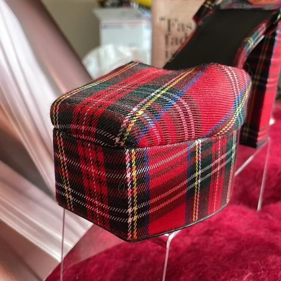 New Jeffrey Campbell Ovr-N-Out Squared Toe Pump Tartan Red Plaid Block Heel 9.5 - Picture 5 of 9